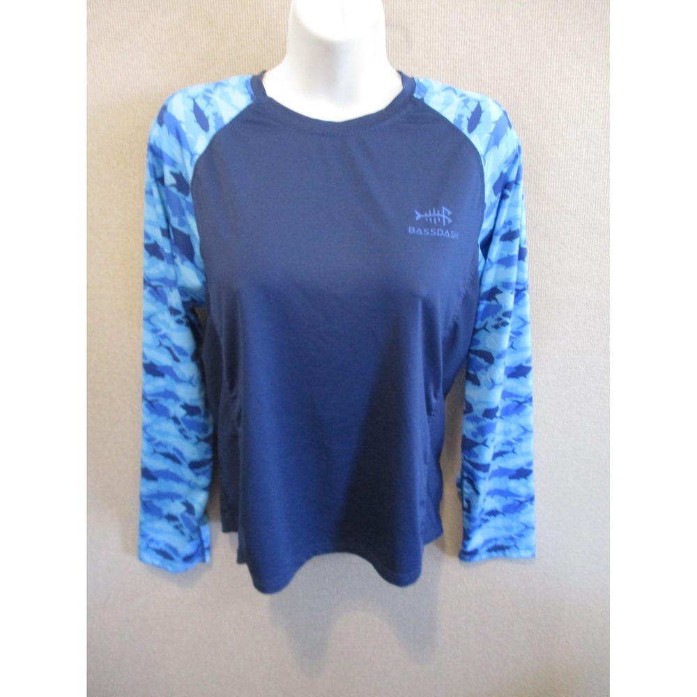 BassDash Women's UPF 50 Sun Protection Shirt Size Large Blue Camo
